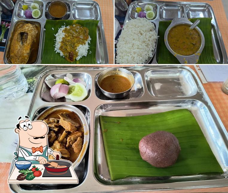 Chicken curry at BALAJI FAMILY RESTAURANT