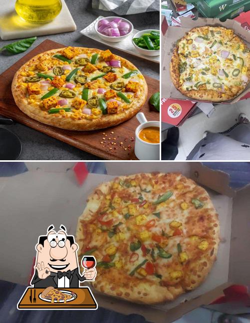 Order pizza at Pizza Wings Dugri Ludhiana (Punjab)