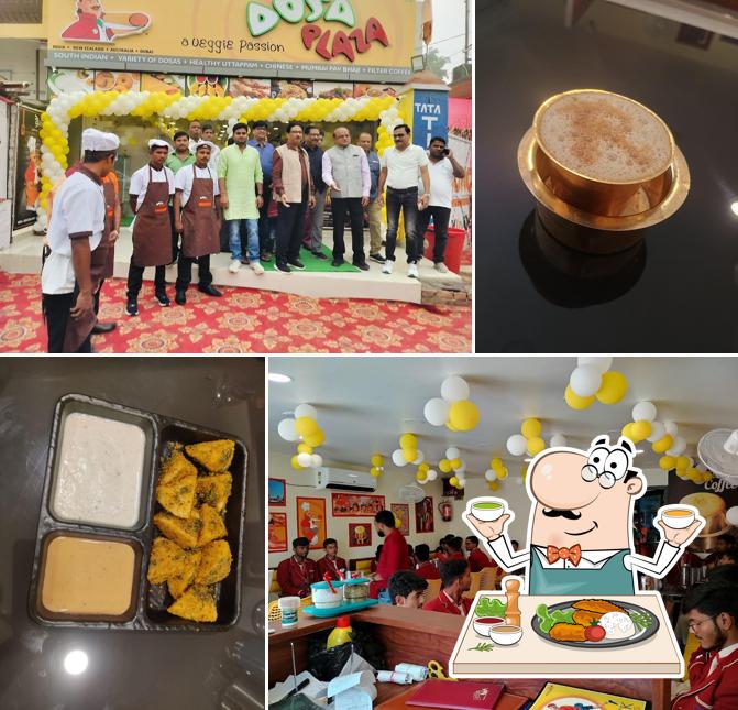 Food at Dosa Plaza