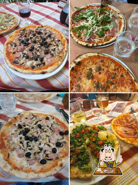 Scegli tra le molte varianti di pizza