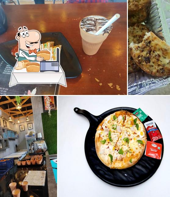 Garlic bread at Chai Sutta Bar