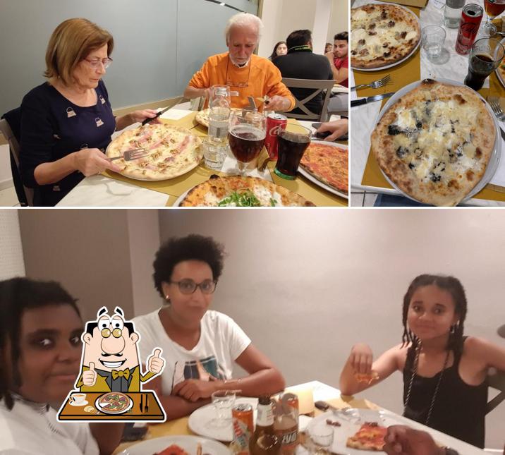 A Pizzeria All’Angolo del Vecchio Mulino, puoi assaggiare una bella pizza