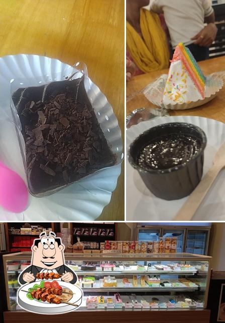 Among different things one can find food and interior at Blaack Forest Koodal Nagar