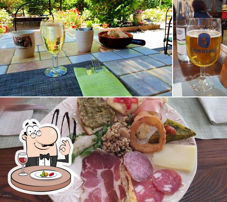 Questa è la immagine che presenta la cibo e birra di Loch Ness