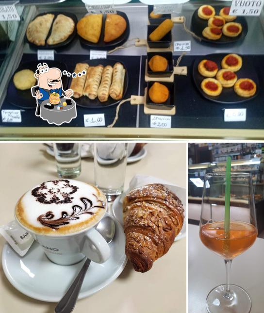 La cibo e alcol del ristorante