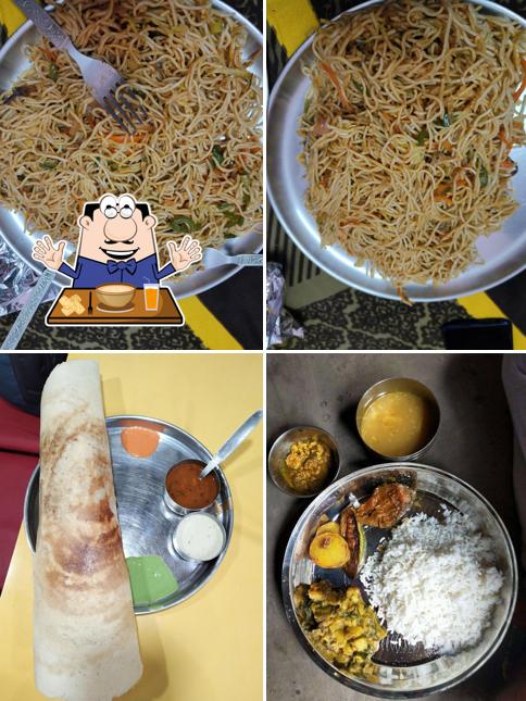 Food at DHOSA PLAZA