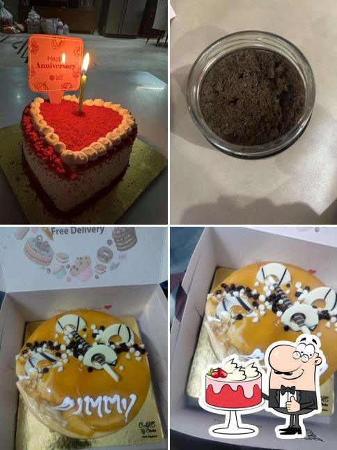 Red velvet cake at Cake 'O' Clocks