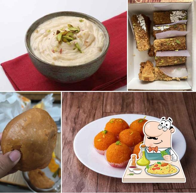 Food at Shinde Bandhu Mithaiwale