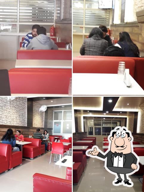 Take a seat at one of the tables at Pandit's Parantha King