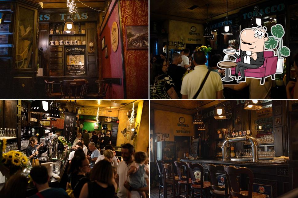 Siediti a un tavolo di Scruffy Doffer Pub