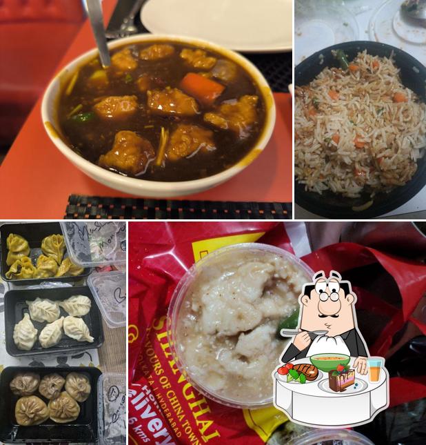 Hot and sour soup at Shanghai - Flavours of China Town (Tollygunge)