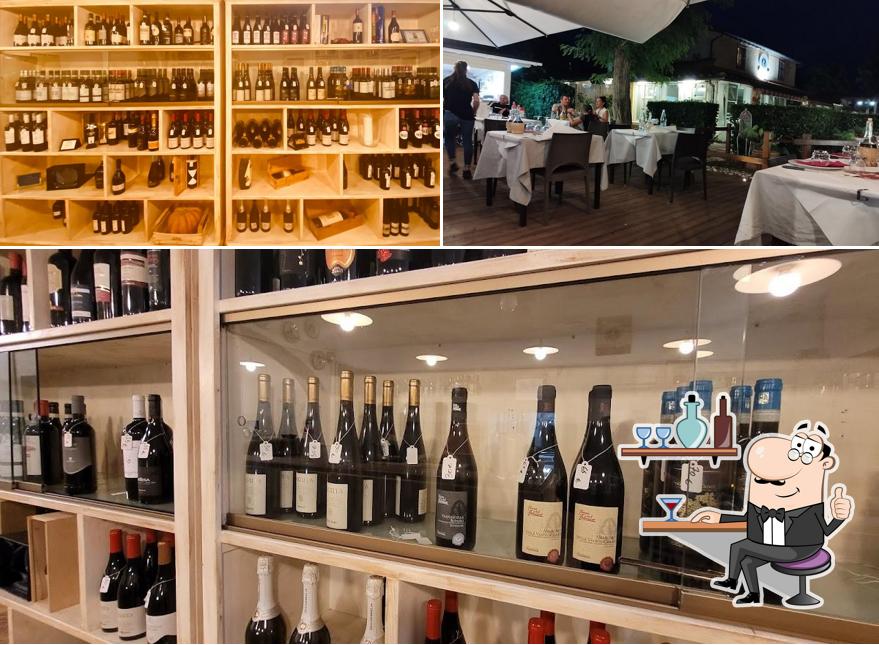 Siediti a un tavolo di Trattoria Il Fiaschetto