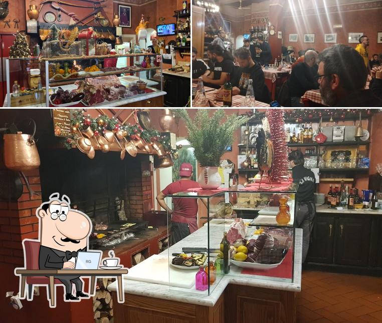 Gli interni di Trattoria La Vigna