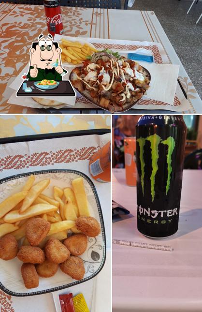Questa è la immagine che raffigura la cibo e birra di Romagnolo Pizza & Kebab