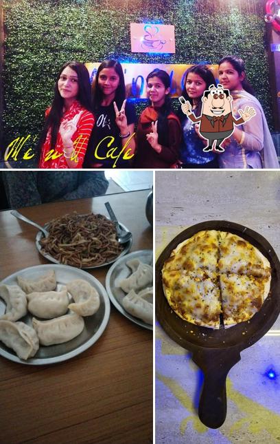 Food at Me'n U Cafe & Lounge