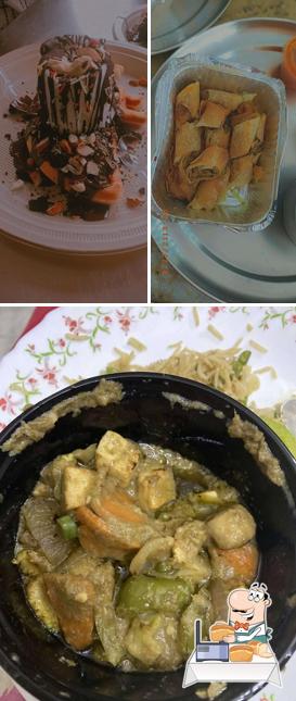 Garlic bread at Creamery House Natural Handcrafted Live Ice Cream Rolls