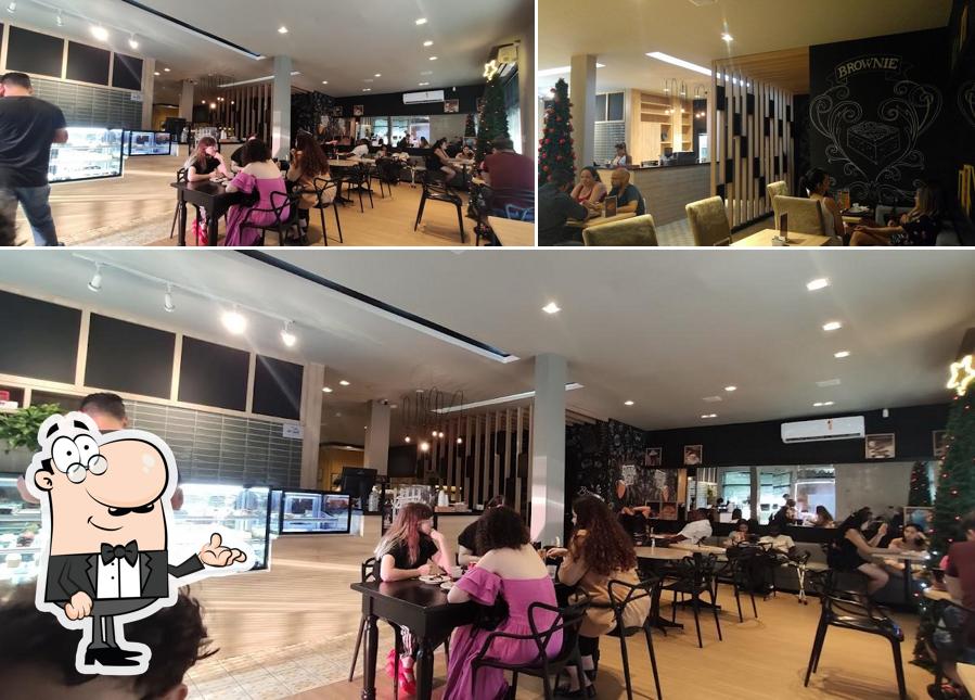 Veja imagens do interior do BROWNIE BROS