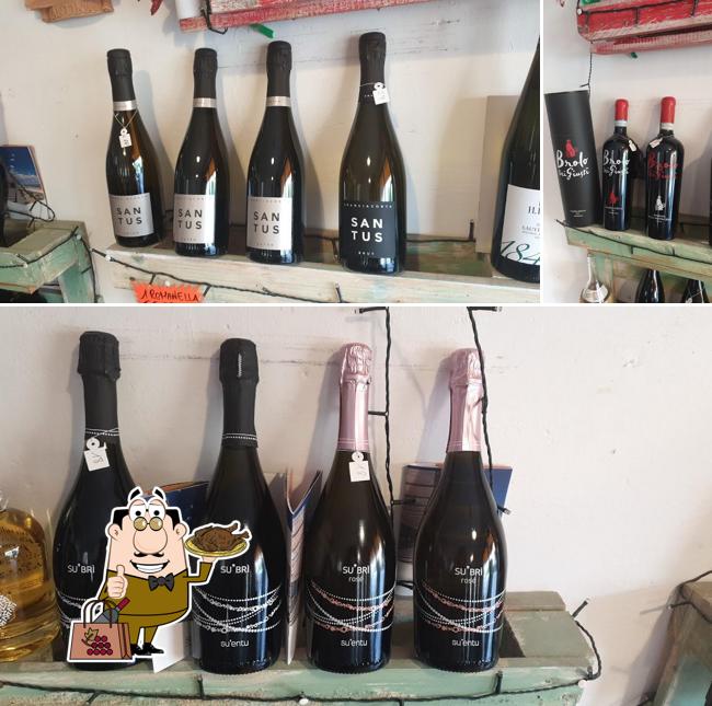 È gradevole prendersi un bicchiere di vino a Vino Sfuso