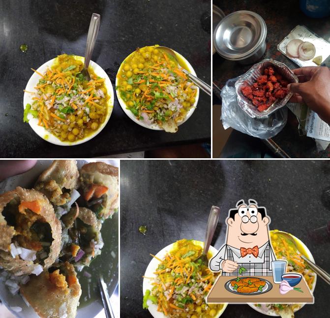 Chicken wings at SS Family Restaurant