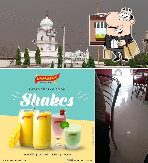 The picture of Snakkers’s exterior and beverage