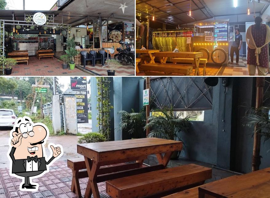 The interior of Juicy Bites