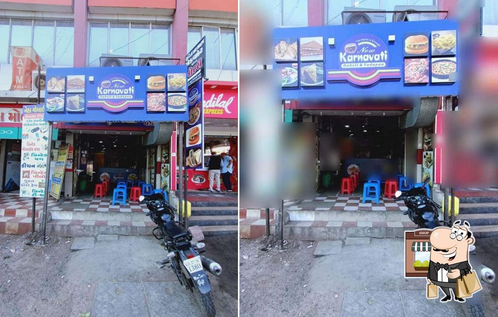 The exterior of New Karnavati Dabeli & Vadapav