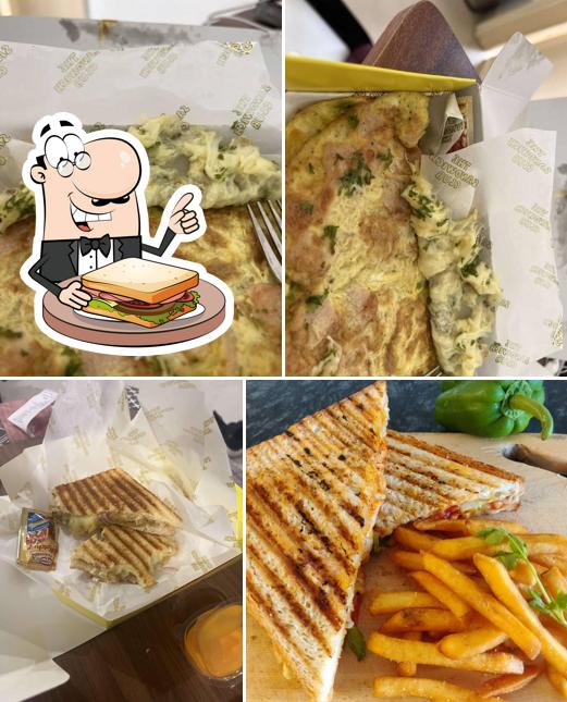 Grilled cheese sandwich at The Sandwich Club
