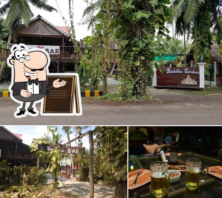 The photo of Venom Bar’s exterior and food