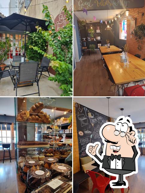 O interior do Cake Garden Confeitaria Artesanal