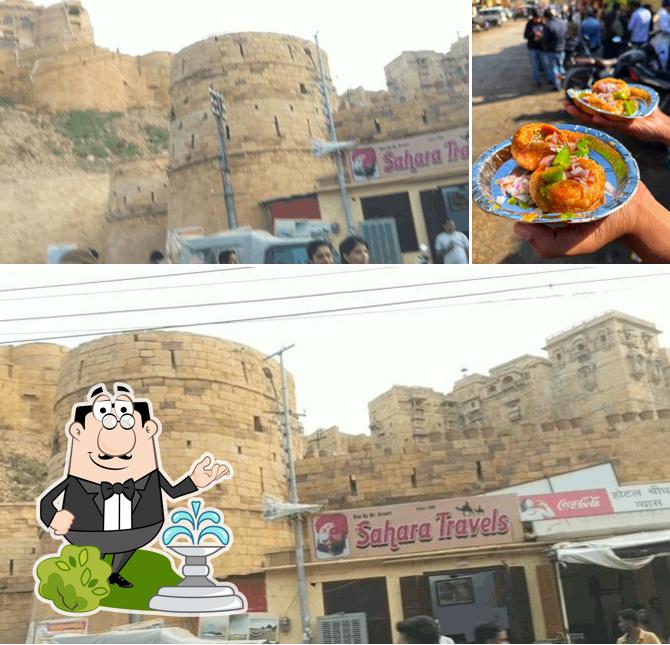 Check out how FatehChand Deewanchand Kachori Wala looks outside