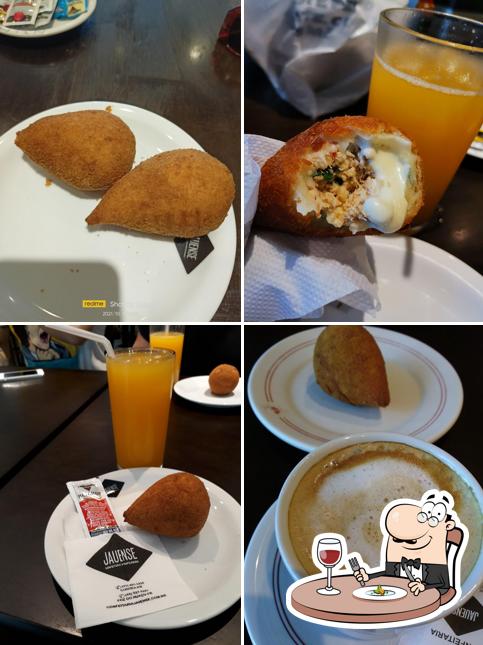 Comida em Jauense Confeitaria - Foz do Iguaçu