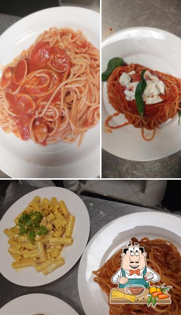 Spaghetti alla bolognese al Caffè Ristorantino Pasubio
