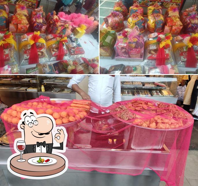 Food at Punjab Sweets