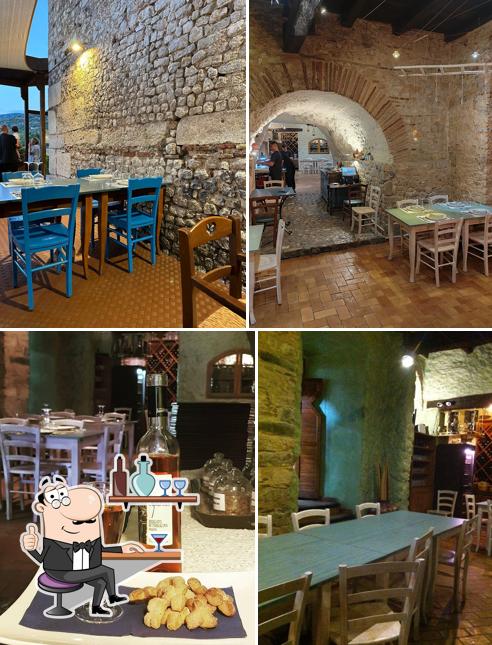 Gli interni di Hosteria Le Muraccia