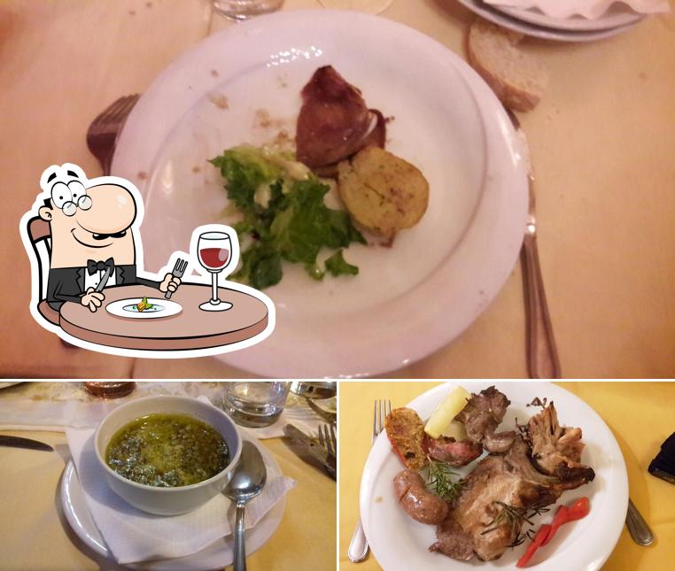 Platti al Trattoria Del Festival
