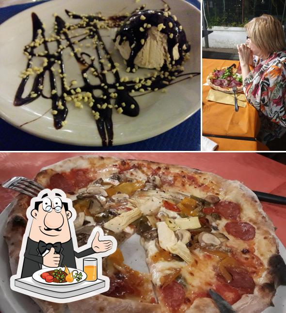 Platti al PIZZERIA LA TORRE