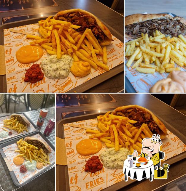 Panino con maiale stirato al Kebab de Paris