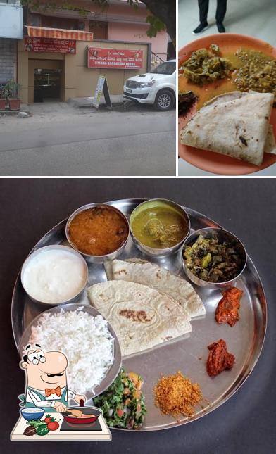 Chicken curry at Uttara Karnataka Foods
