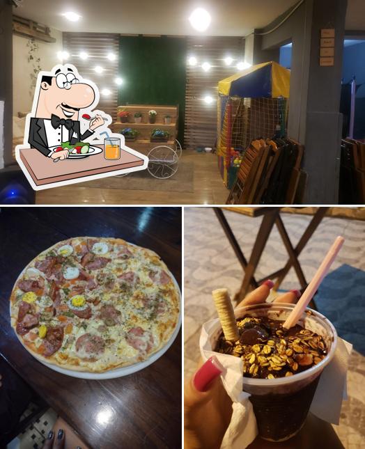 A comida e exterior do restaurante