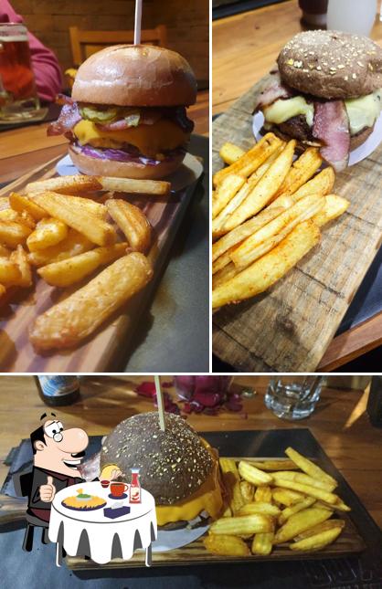 Delicie-se com um hambúrguer no BOMBOX O BOM DA VIDA!