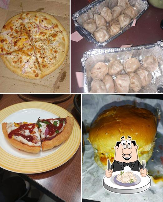 Dumplings at U.S. Pizza Cafe