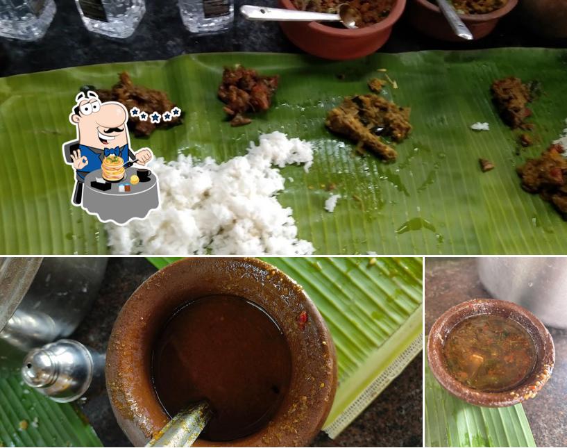 Food at Palladam Kochai Varuval