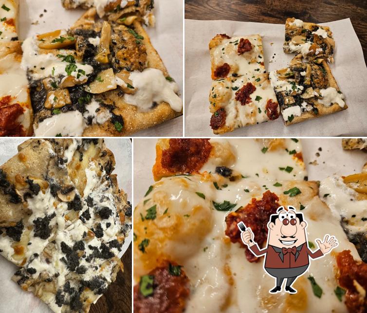 Platti al Rosso Pizza