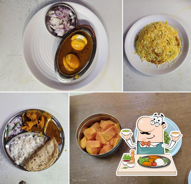 Food at New Bombay Biryani(न्यू बॉम्बे बिरयानी)