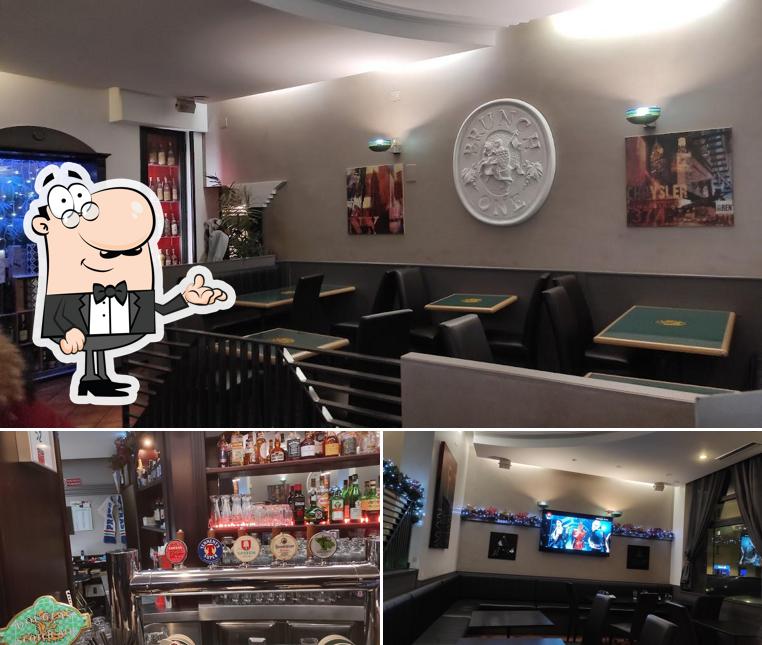 Dai un'occhiata agli interni di Brunch One -Pizzeria Hamburgheria