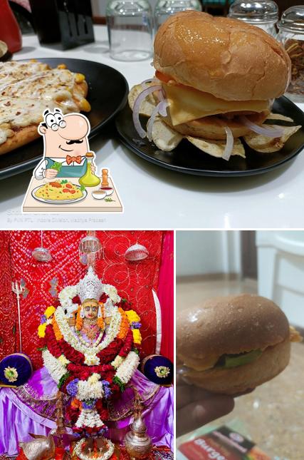 Meals at Khandelwal Bakery