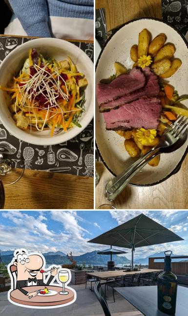 La cibo e interni del ristorante