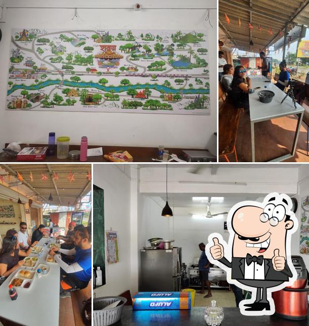 Here's a picture of Cafe ravan