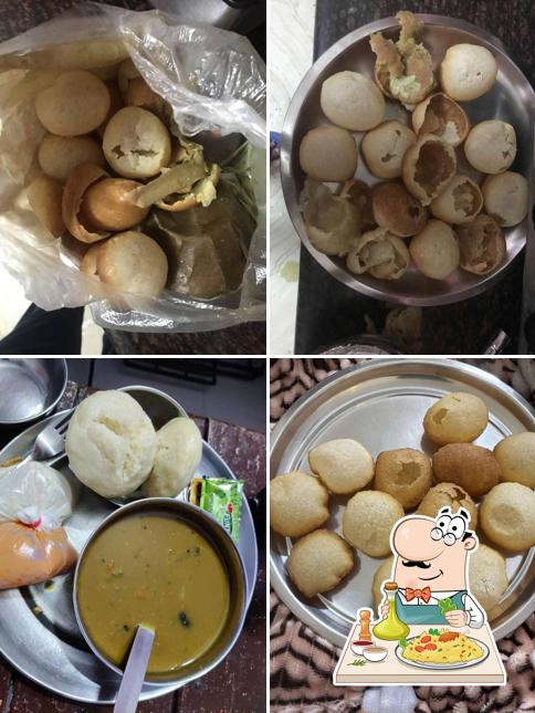 Food at Jain chat Bhandar and dosa