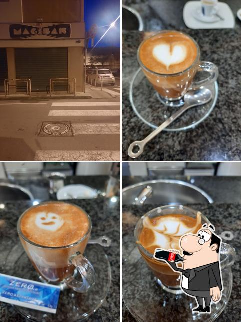 Caffè macchiato al MAGIBAR